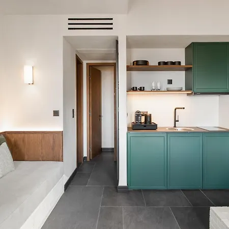 Unedo Seasons Boutique Szálloda 4*