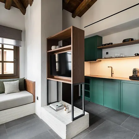 Szálloda Unedo Seasons Boutique 4*