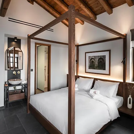 Unedo Seasons Boutique 4* Paleósz Pandeleímon