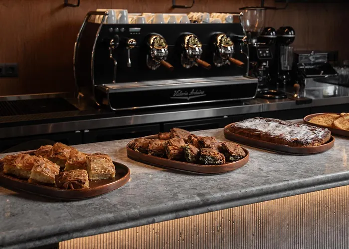 Unedo Seasons Boutique Hotel 4*