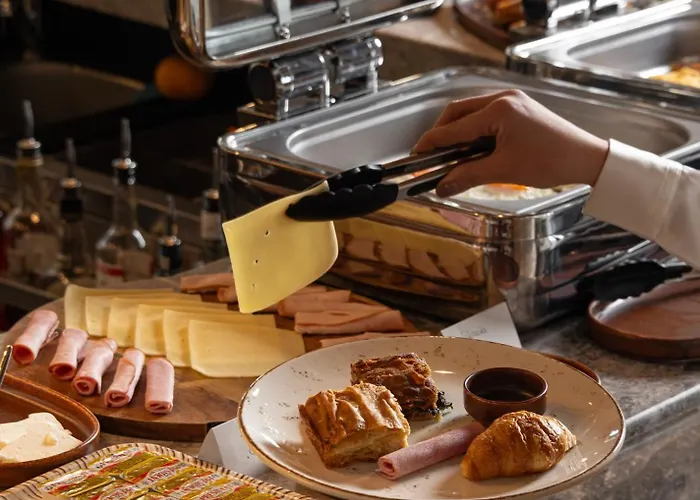 Unedo Seasons Boutique