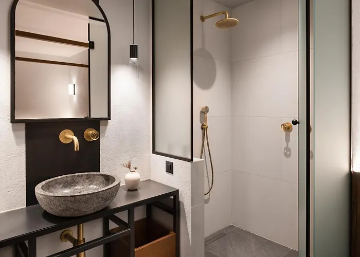 Unedo Seasons Boutique 4*