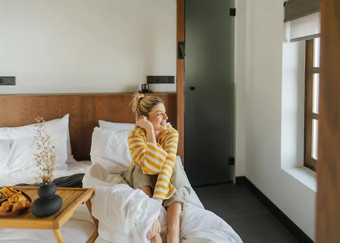 Unedo Seasons Boutique Hotel 4*