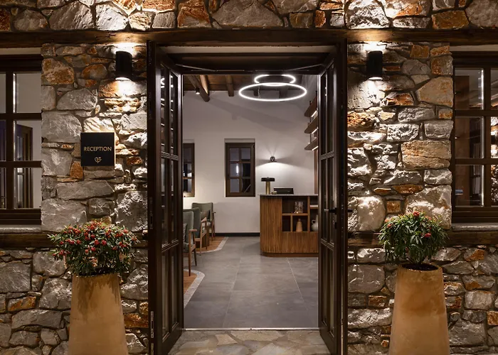 Unedo Seasons Boutique 4*