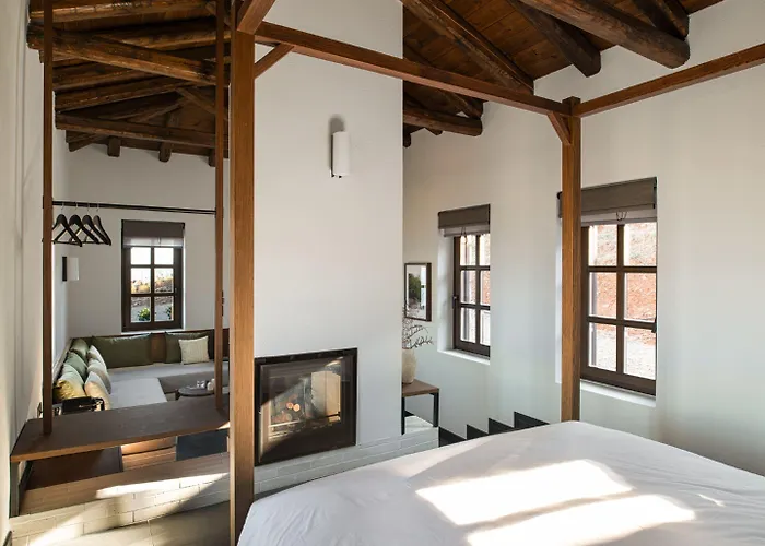 Unedo Seasons Boutique 4*