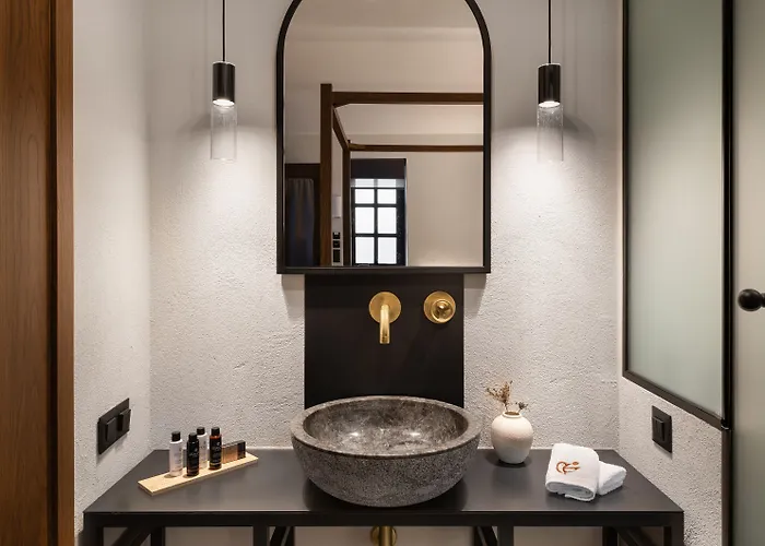 Unedo Seasons Boutique Hotel 4*